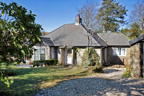 Throwleigh, Okehampton, Devon, EX20. 3 bed detached house for sale