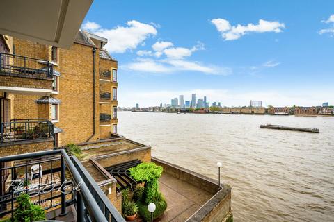 Wapping High Street, London E1W 2 bed apartment for sale
