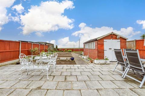 Canterbury Road, Birchington CT7 3 bed semi