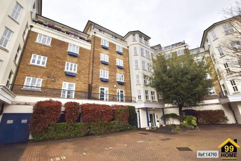 Gainsborough House, London, E14 2 bed flat for sale