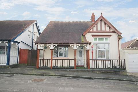 Marine Avenue, Skegness, Lincolnshire 3 bed detached bungalow for sale