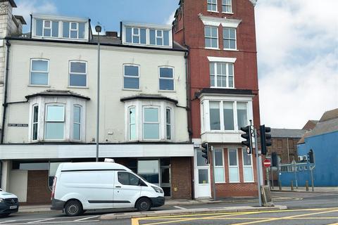 Suffolk Road, Lowestoft, Suffolk, 3 bed apartment for sale