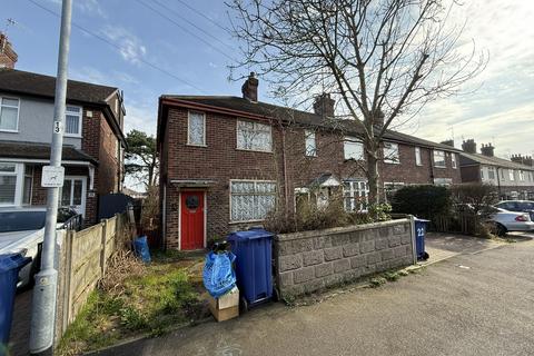 24 Reeves Avenue, Newcastle... 2 bed semi