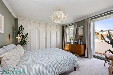 Seymour Square, Brighton BN2 2 bed apartment for sale