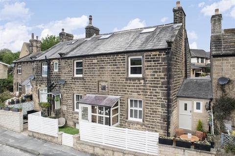 Moor Lane, Addingham, LS29 3 bed cottage for sale