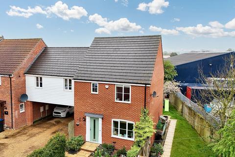 Celandine View, Ely CB7 4 bed link detached house for sale