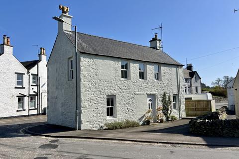20 Main Street, Twynholm 3 bed detached house for sale