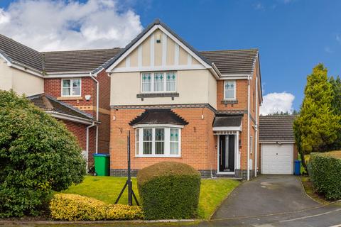 Greengrove Bank, Rochdale OL16 3 bed detached house for sale
