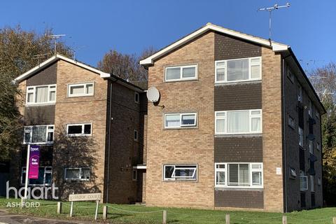 Bybrook Court, Ashford 2 bed apartment for sale