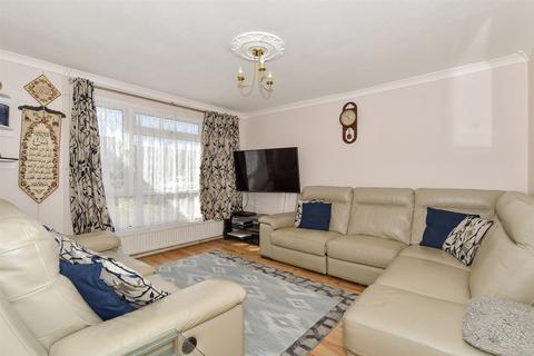 Slaugham Court, Crawley RH11 3 bed terraced house for sale