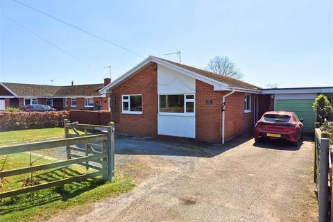 Almeley, Hereford, HR3 6LQ 3 bed detached bungalow for sale
