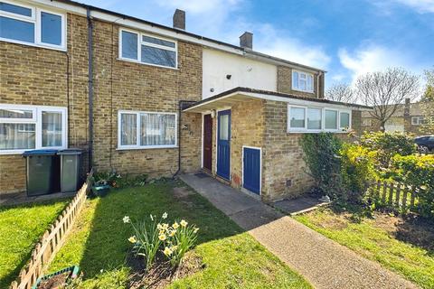 Wharley Hook, Harlow, Essex, CM18 2 bed terraced house for sale
