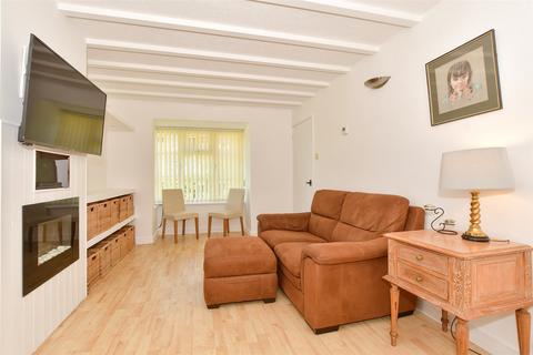 Chestnut Walk, Pulborough RH20 2 bed terraced house for sale