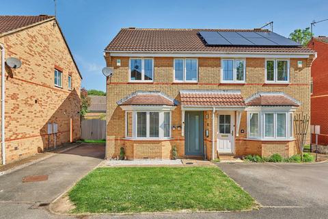 Newfield Way, Hertfordshire AL4 3 bed semi