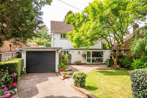 Sandpit Lane, Hertfordshire AL1 3 bed detached house for sale