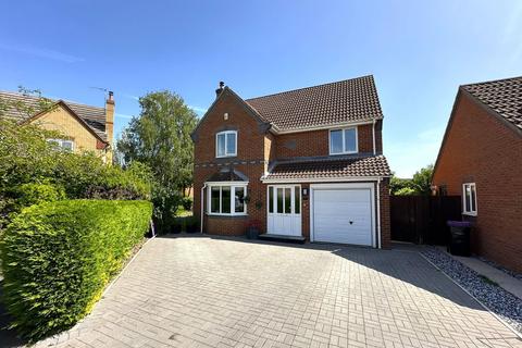 Truesdale Gardens, Peterborough PE6 4 bed detached house for sale