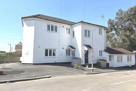 Milton Road, Brentwood CM14 1 bed maisonette for sale