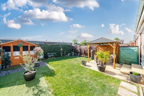 Canterbury Leys, Gloucestershire GL20 2 bed bungalow for sale