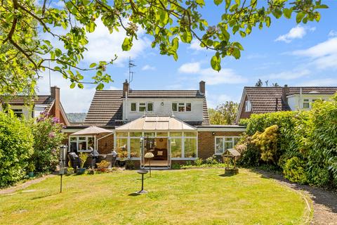 Carlton Green, Redhill, Surrey, RH1 4 bed bungalow for sale