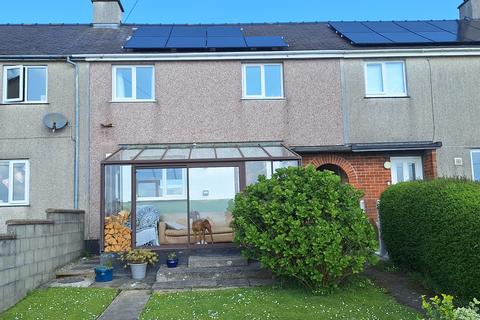Maes Hafoty, Llansadwrn LL59 3 bed terraced house for sale