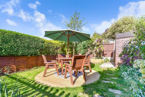 Chalcroft Road, Folkestone CT20 4 bed terraced house for sale