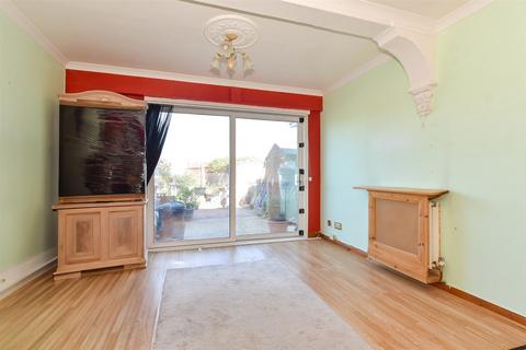 Yelverton Close, Romford, Essex 2 bed terraced house for sale