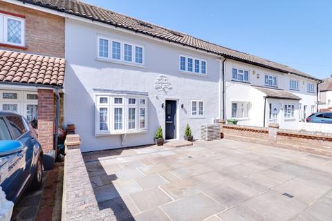 Harlow Road, Rainham RM13 4 bed terraced house for sale