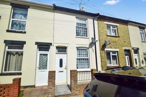 Queens Road, Gillingham, ME7 3 bed terraced house for sale