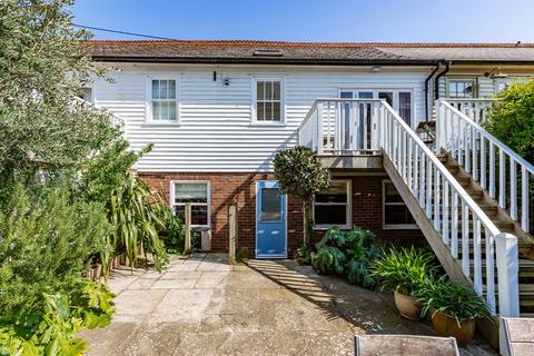 Island Wall, Whitstable 3 bed terraced house for sale