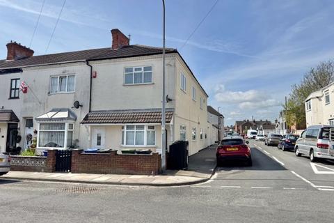THRUNSCOE ROAD, CLEETHORPES 2 bed flat for sale