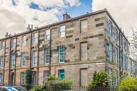 Trinity Crescent, Edinburgh, EH5 2 bed flat for sale