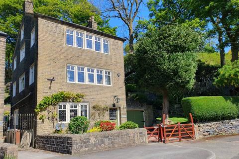 Oldham Road, Delph OL3 5 bed detached house for sale