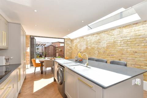 Haroldstone Road, Walthamstow 4 bed terraced house for sale