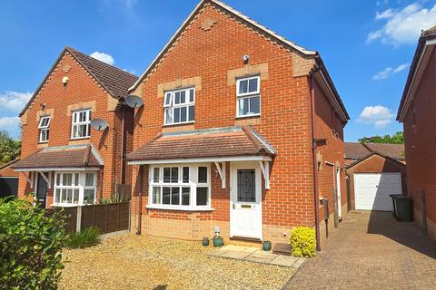 Celandine Road, Attleborough NR17 3 bed detached house for sale