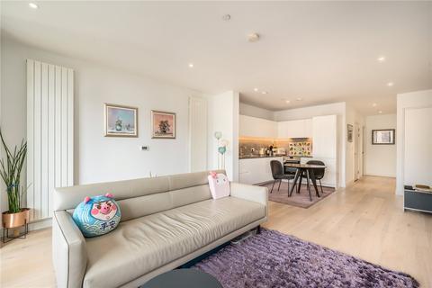 Commodore House, Royal Wharf, London E16 2 bed apartment for sale