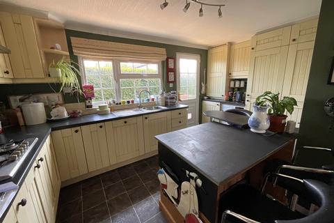 Bognor Road, Climping, Littlehampton... 3 bed park home for sale