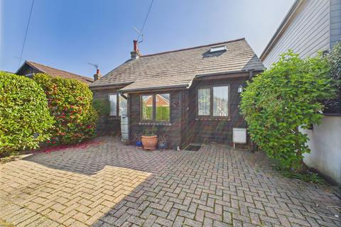 Courtlands Close, Goring