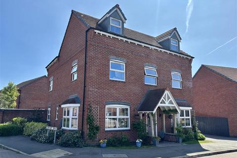 Mill Hill Wood Way, Ibstock LE67 5 bed detached house for sale