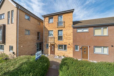Rambler Lane, Dartford, Kent 5 bed end of terrace house for sale