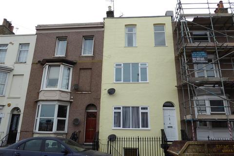 Hardres Street, Ramsgate CT11 4 bed terraced house for sale