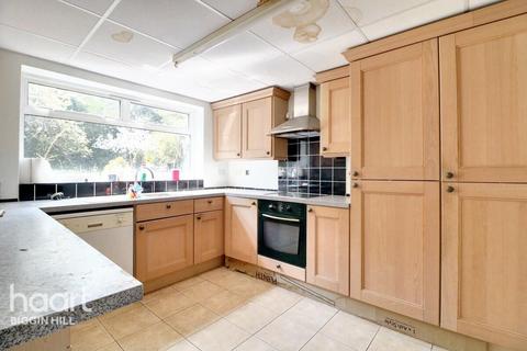 Sunningvale Avenue, Biggin Hill 4 bed detached house for sale