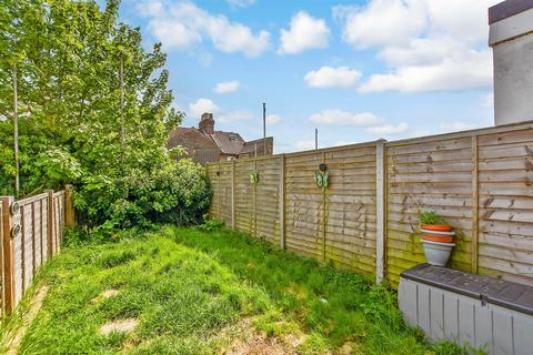 Bower Street, Maidstone ME16 2 bed terraced house for sale
