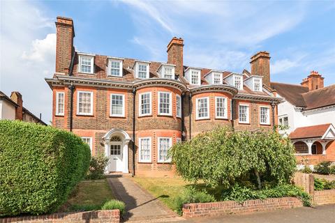Cranes Drive, Surbiton KT5 2 bed flat for sale