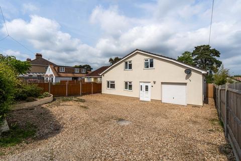Hilltop Road, Ferndown, Dorset, BH22 5 bed detached house for sale