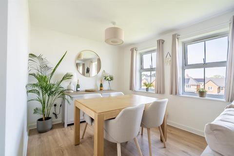 Medley Road, Upper Poppleton, York 2 bed flat for sale