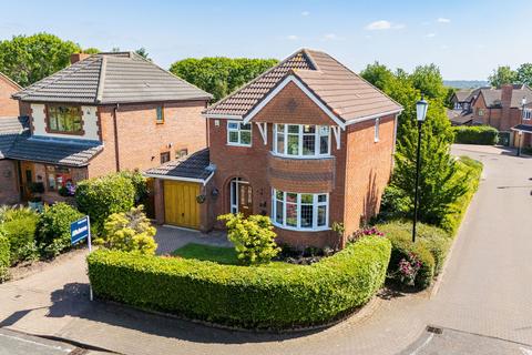 Whitstable Park, Widnes 3 bed detached house for sale