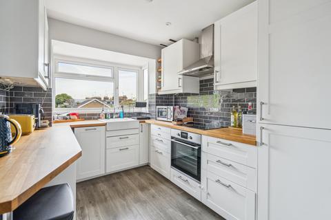 Rectory Road, Rickmansworth, WD3 3 bed maisonette for sale