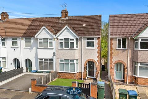 Lincroft Crescent, Coventry CV5 3 bed end of terrace house for sale