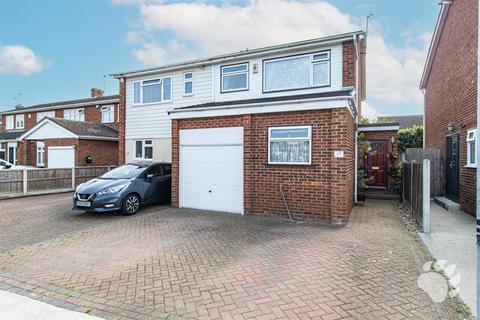 3 bed semi-detached house