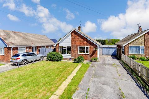 Stratton Court, Bognor Regis PO22 2 bed detached bungalow for sale
